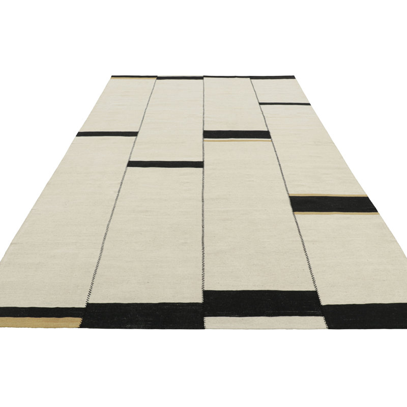 One-of-a-Kind 7'2x10'6 Area Rug