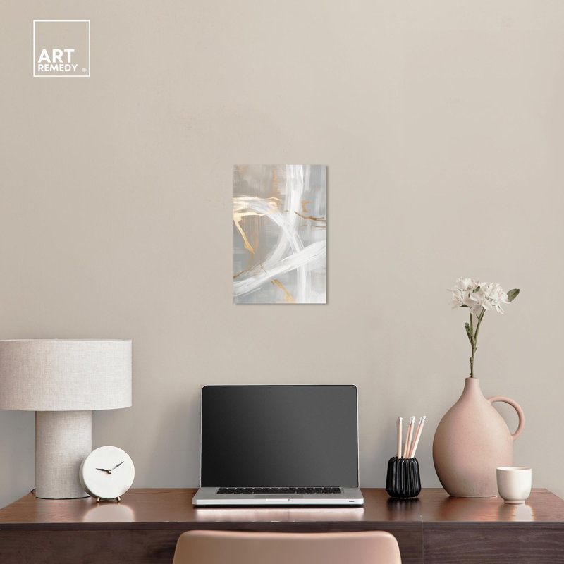 «Silvered Spirals II Canvas Elegant Gold Abstract» par Art Remedy, Toile tendue, H 15 po x l 10 po