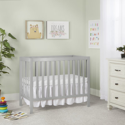 Edgewood 4 in1 Mini Crib