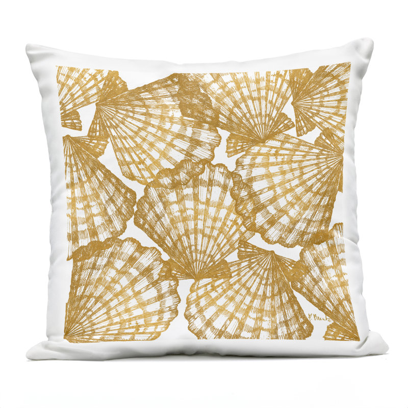 Coussin d'extérieur à motif de coquillages dorés par Paul Brent, Coquillage doré, Carré 18 po