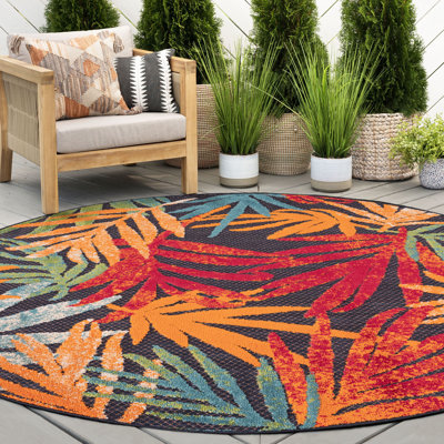Tapis floral moderne en polypropylène bleu marine Oaks, 5 pi 3 po x 7 pi 3 po