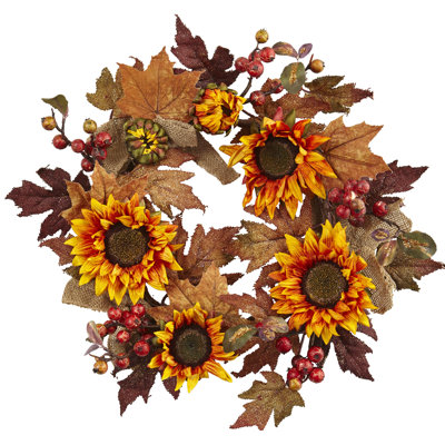 Faux Berry Plastic 24'' Wreath