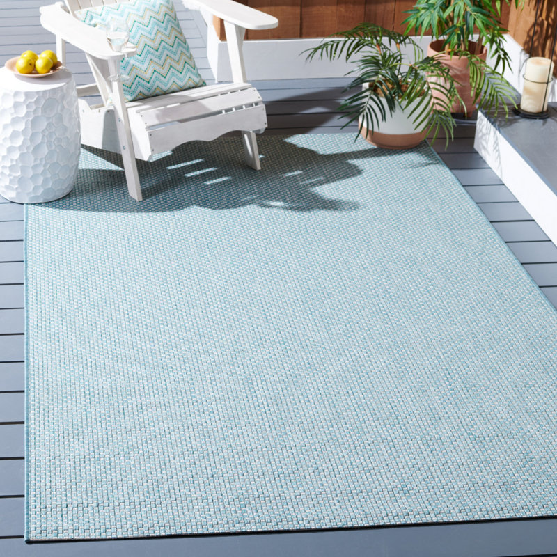 Tapis d'intérieur / extérieur de couleur unie Chanal Performance, Rectangle 4 pi x 5 pi 7 po