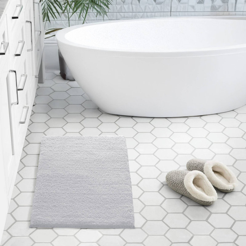 Tapis pour salle de bain Marshmallow, Rectangle - 76 cm L x 51 cm l, Argent argent
