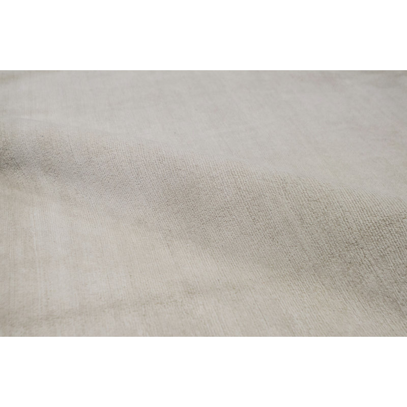 Hand-Knotted High-Quality Ivory Area Rug