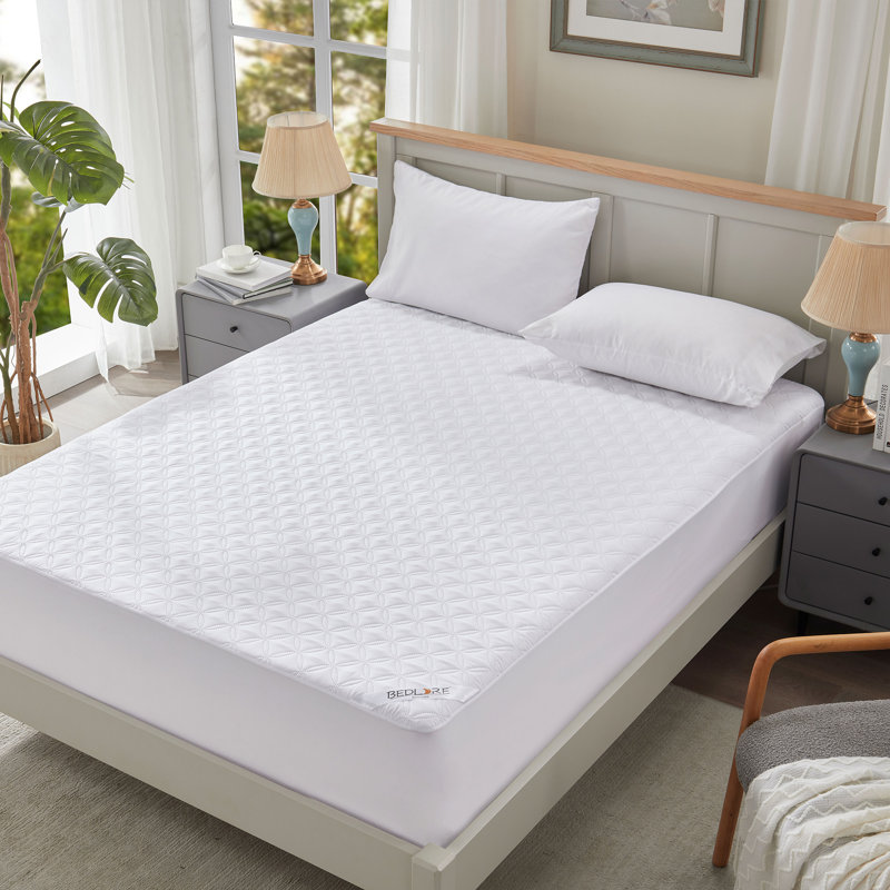 BEDLORE® Noiseless Waterproof Mattress Protector, Hypoallergenic Quilted Washable Mattress Cover, Breathable Mattress Pad with 6-18'' Deep Pocket