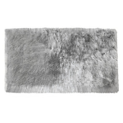Mar Vista Faux Sheepskin Indoor Rug