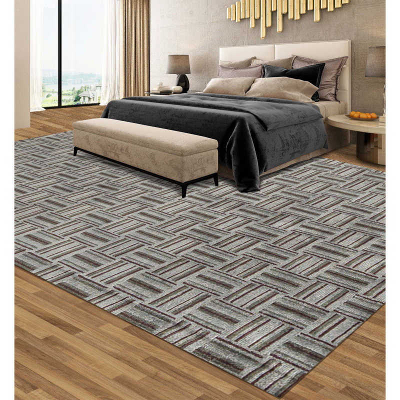 Hand-Knotted High-Quality Gray Area Rug