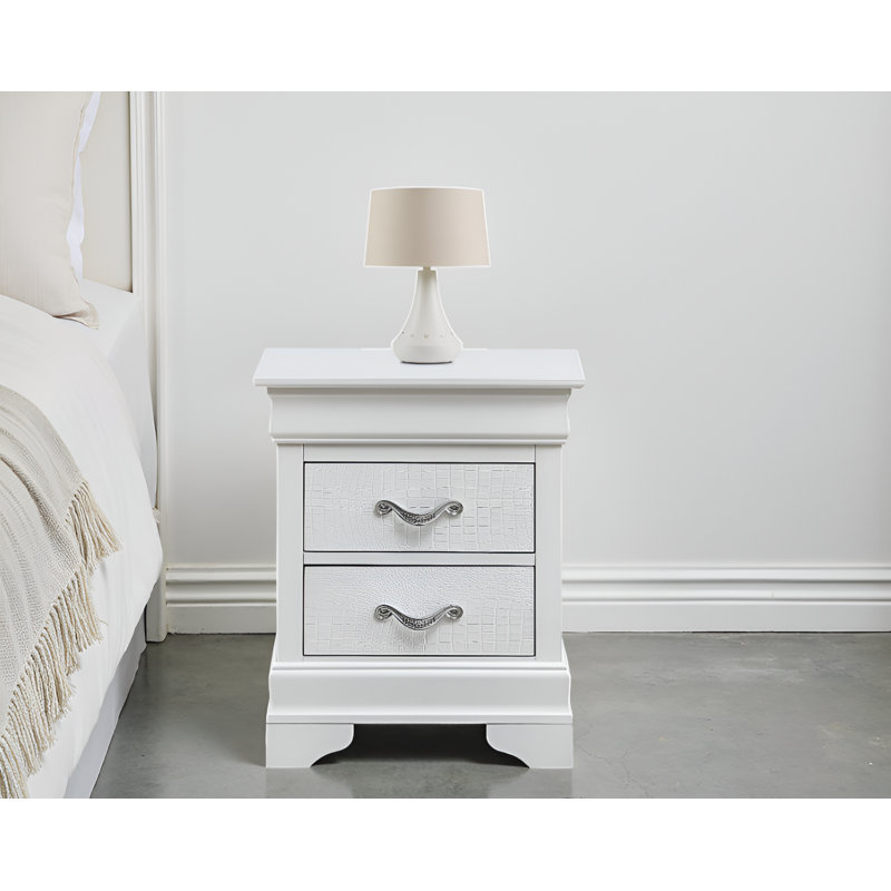 Eslov White Pearl Nightstand, White Pearl