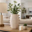 Vase remarquable pour la décoration intérieure et le style de table - Grand vase sculptural avec détails latéraux uniques - Ivoire-961507921