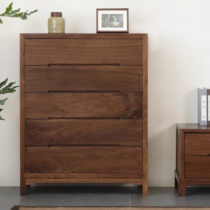 Commode classique à cinq tiroirs