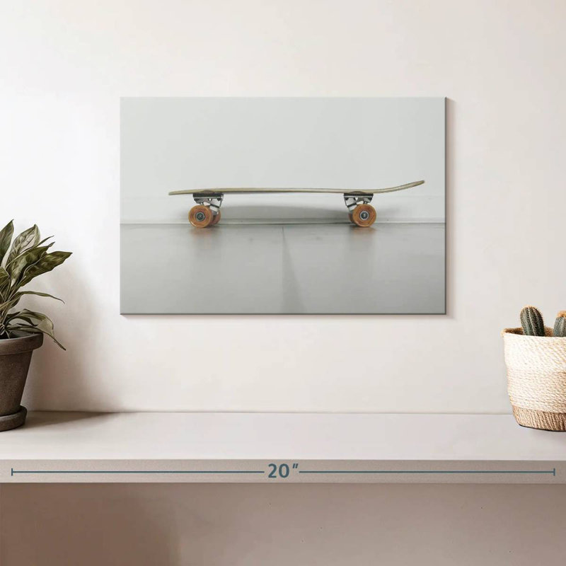Senne Cool Skateboard, 8" H x 12" W