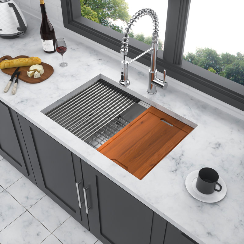 27 po X 19 po Évier de cuisine encastrable à cuve simple en acier inoxydable de calibre 16 avec planche à découper et crépine