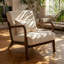Fauteuil rembourré de style Mid-Century avec revêtement en peau de mouton retournée, coussin de soutien lombaire et structure robuste en bois massif pour salon-812407408