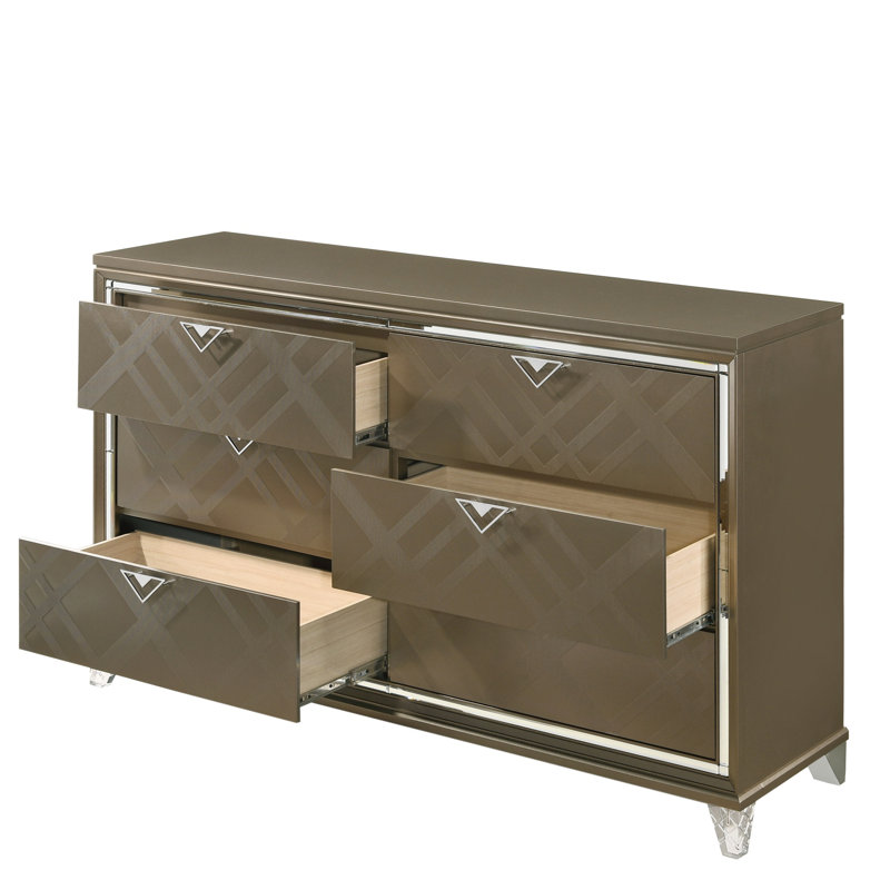 Commode Skylar à finition champagne foncé (Commode)