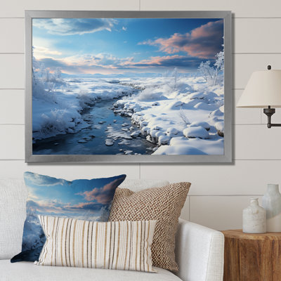 Paysage d'hiver enneigé à l'horizon II