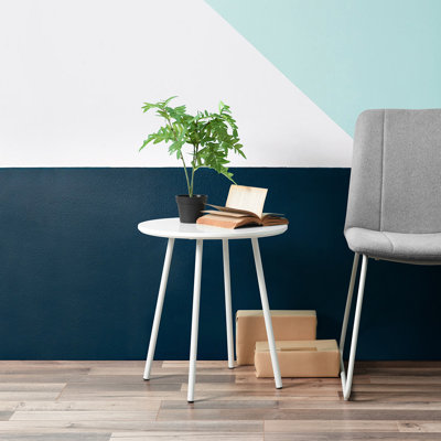Dorecht End Table