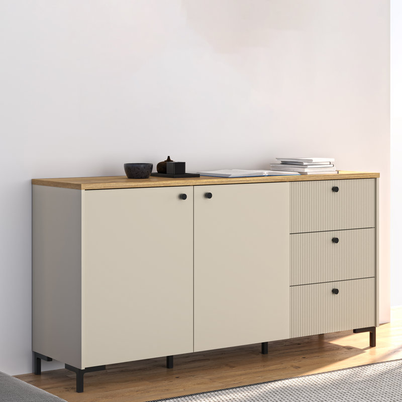 Bixbite 152.8cm Sideboard