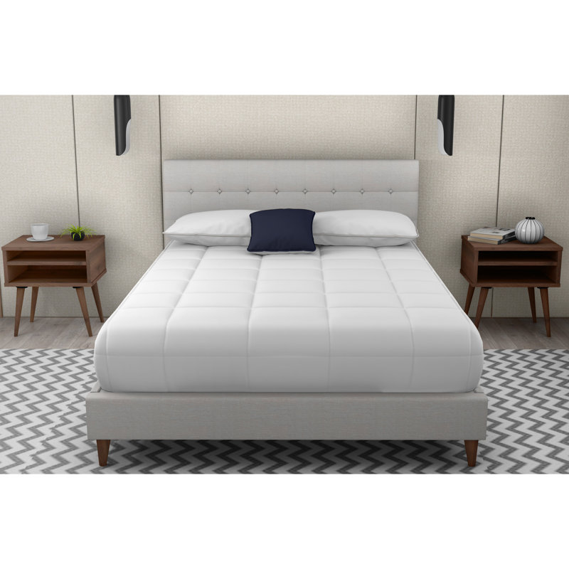 Grand lit rembourré avec 2 tables de chevet, revêtement en pierre, 100%, table de chevet en noyer populaire, chambre à coucher élégante de style beige, tendance