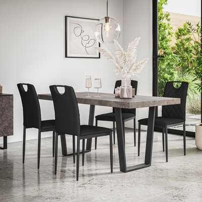 Davius 6 - Person Dining Set