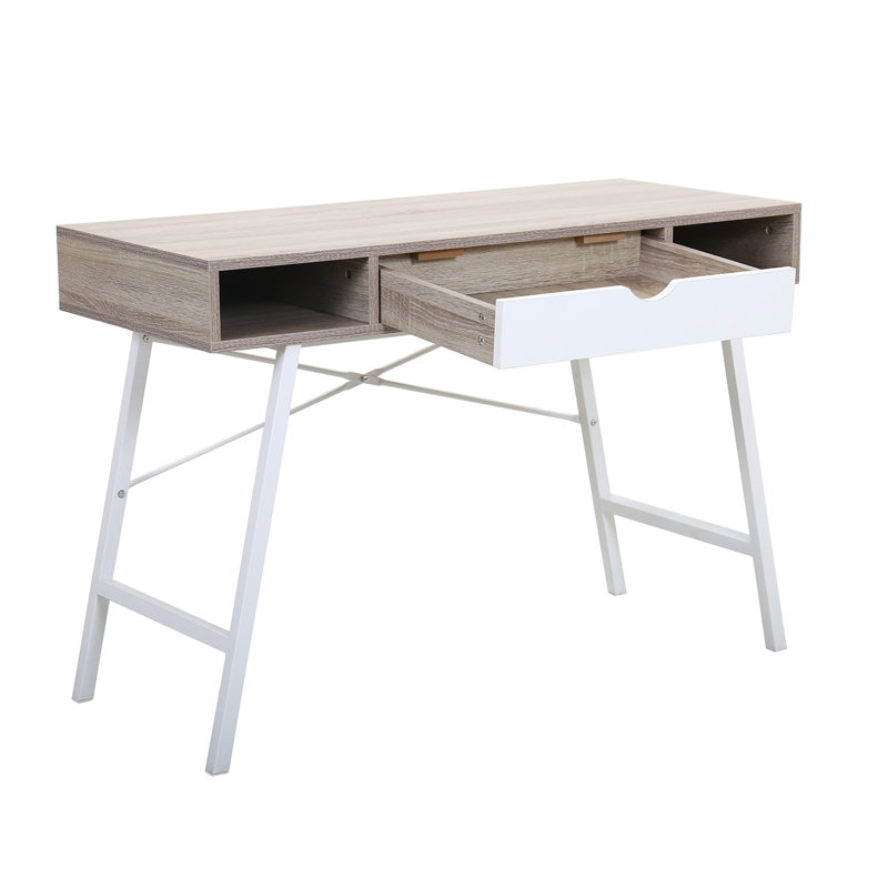 Bureau Meera, Blanc
