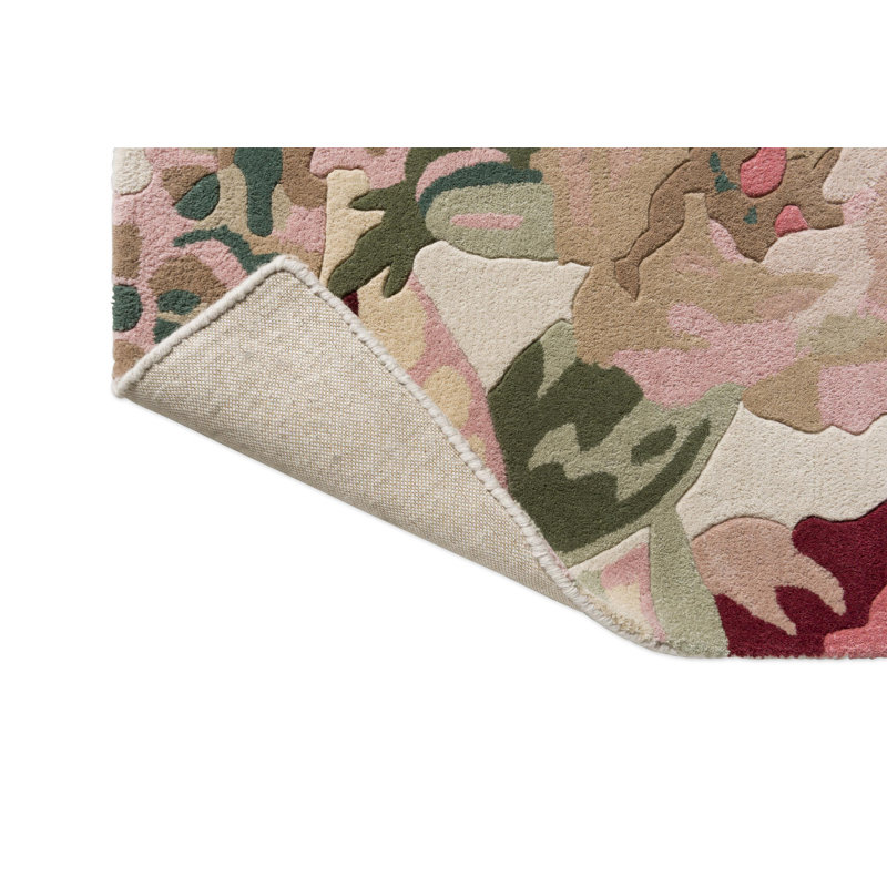 Hand Tufted Wool Floral Area Rug in Red, Rectangle 5'7" x 7'10"