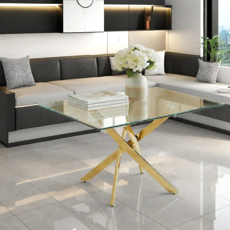 Élégante table de salle à manger dorée, conception en métal de verre pour les espaces familiaux