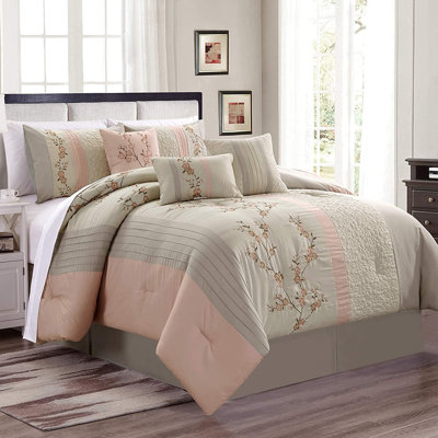 Polyester Standard Floral Comforter Set
