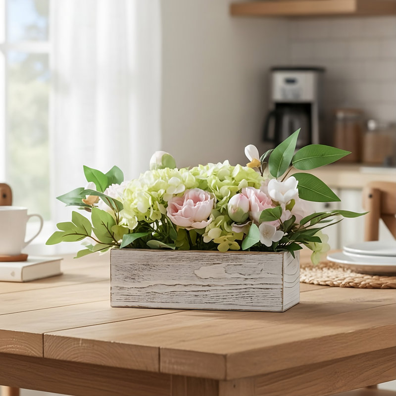 Centre de table avec décorations florales