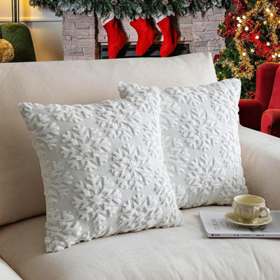 Housses de coussin de Noël 18 po x 18 po, ensemble de 2 housses de coussin en flocons de neige en fausse fourrure de broderie 3D pour canapé, canapé, fête, fermeture éclair invisible