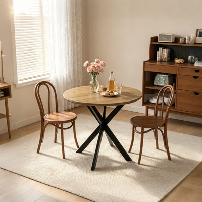 31.5" Round Dining Table