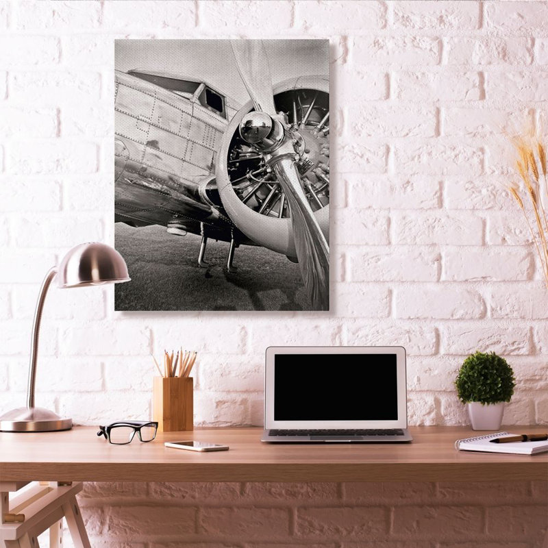 «Old School Vintage Airfly Propeller Black and White» par John Slemp - reproduction de photo, Toile tendue, H 48 po x l 36 po