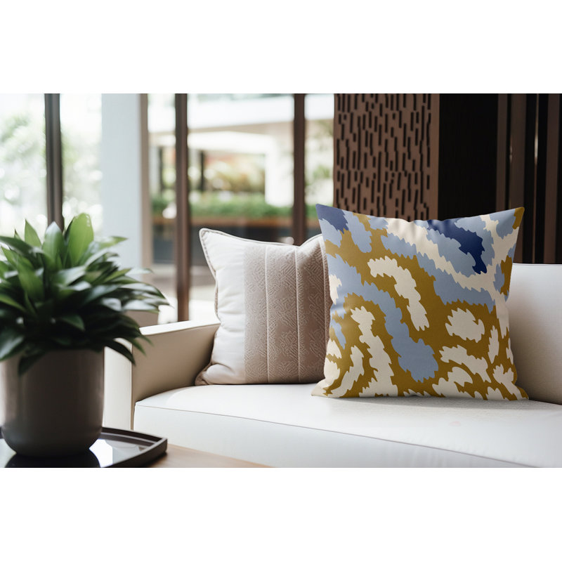 Coussin intérieur en faux suède Misio, Minuit royal, 16 po x 16 po