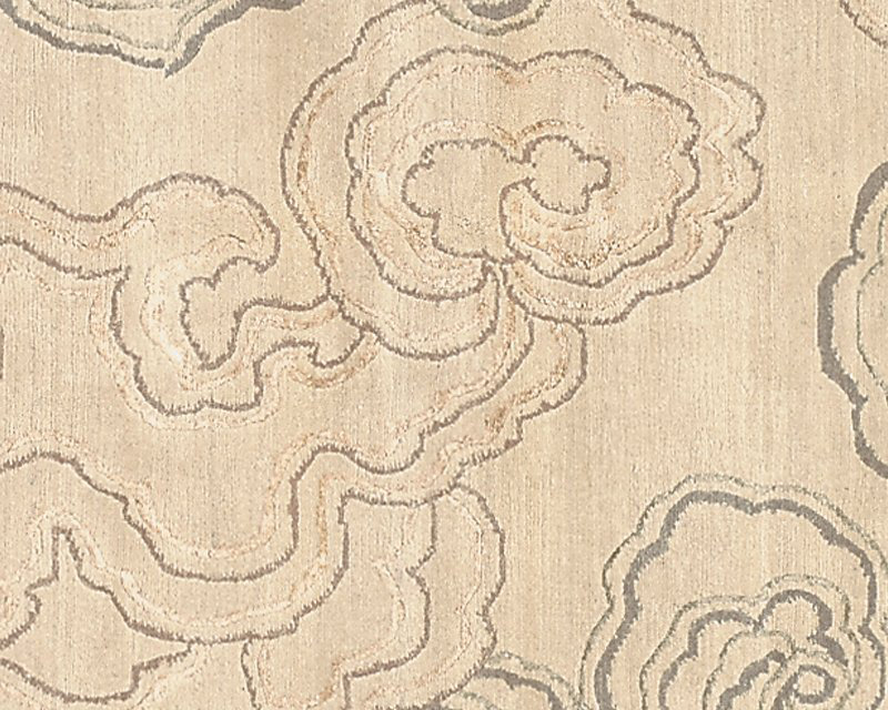 Cloud Floral Area Rug in Beige/Silver/White, Rectangle 6' x 9'