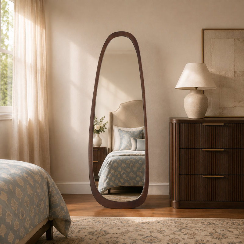 Miroir d'appoint Cotesfield, 65 po x 22 po, Deep Walnut