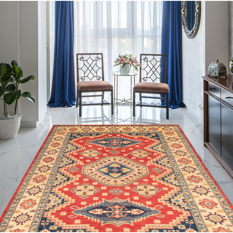 Tapis rouge Finest Ghazni 6 pi 3 po x 9 pi 7 po