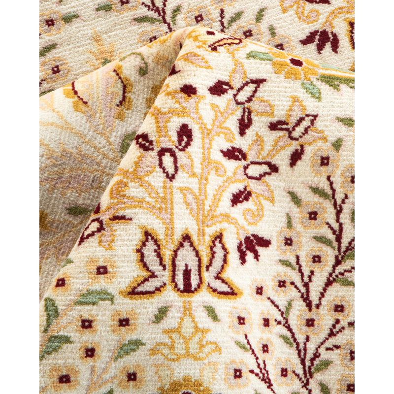 Ivory Hand-Knotted Geometric Wool 4' x 6' Area Rug