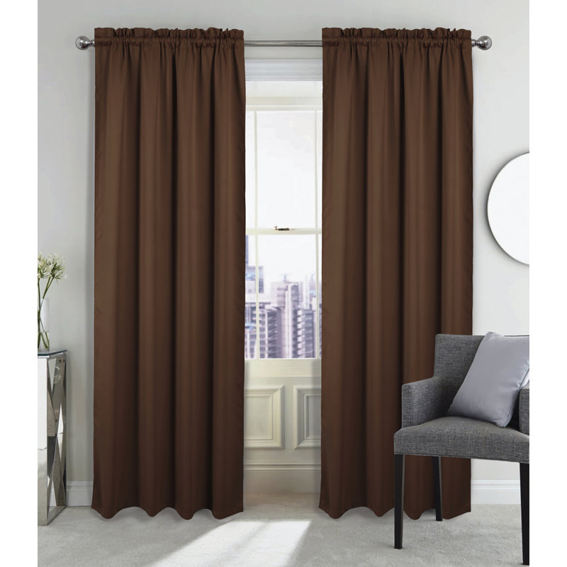 Rideau simple occultant et isolant avec passe-tringle Twilight, 54" W x 90" L, Chocolat