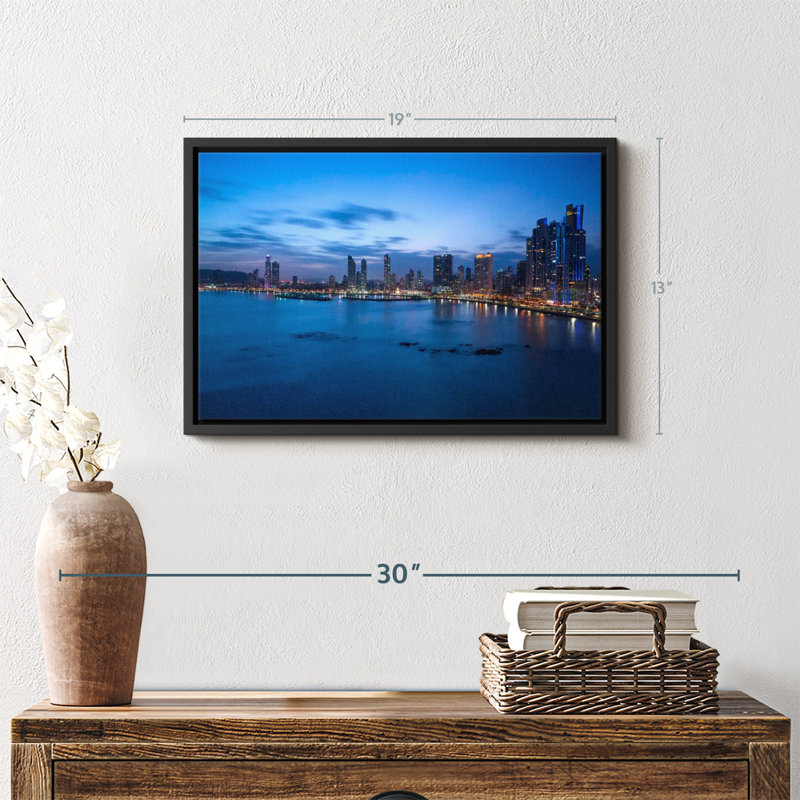 Panama Canvas Print, 13" H x 19" W