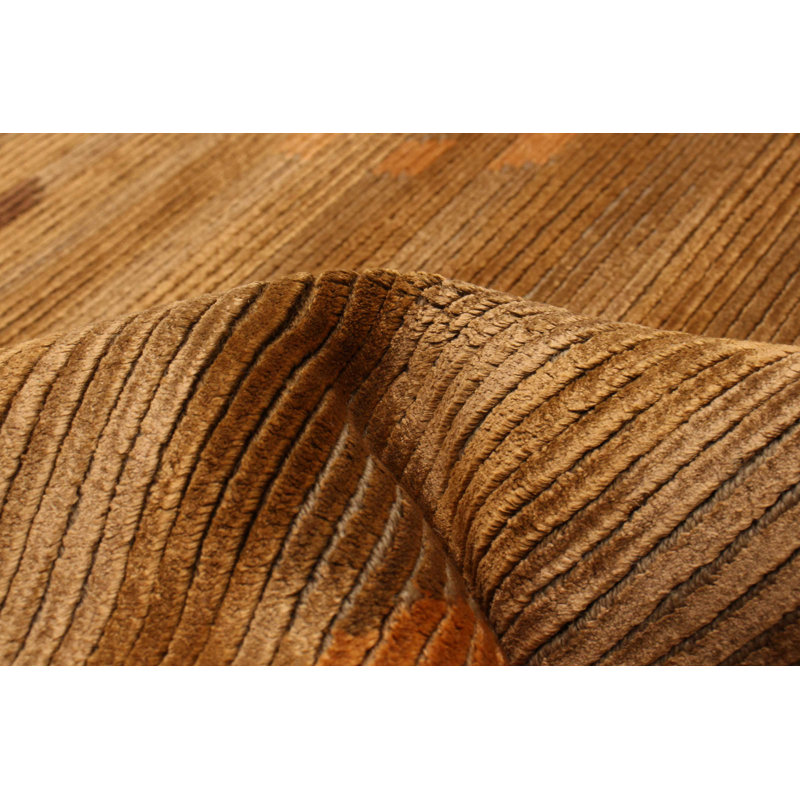 Tapis brun clair unique 3 pi 8 po x 5 pi 10 po Reasor