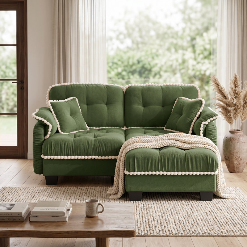 Canapé 2 places vert en chenille motif nuage avec pouf amovible, coussins capitonnés et finitions à pompons