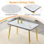 Table de salle à manger moderne en verre minimaliste avec texture en marbre et pieds dorés-1008776083