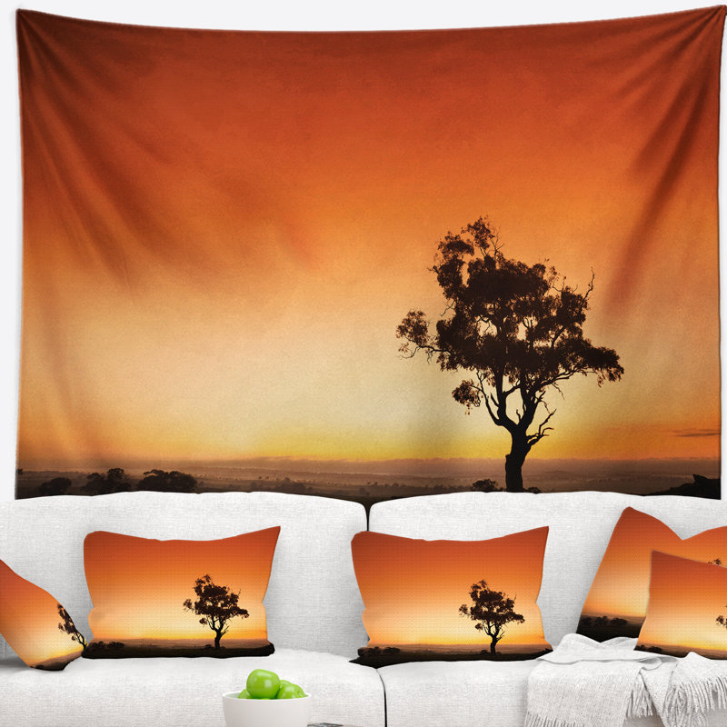 Paysage paysage lever du soleil avec tapisserie arbre solitaire, H 50 po x l 60 po