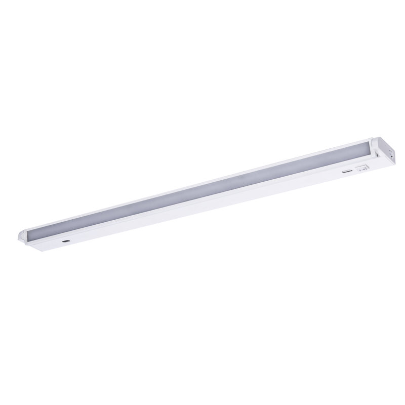 Bande d'éclairage DEL Nadair, 2" H x 22" L x 0,75" D