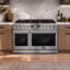 Cosmo 48 po. Lumin Collection 7,4 pi³ Cuisinière à gaz double four avec 8 brûleurs, convection, grilles en fonte, acier inoxydable