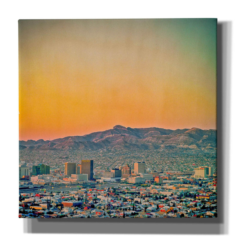 «Gawronski El Paso Sunrise On Canvas» par Mark A Paulda, reproduction, H 18 po x l 18 po x P 0,75 po