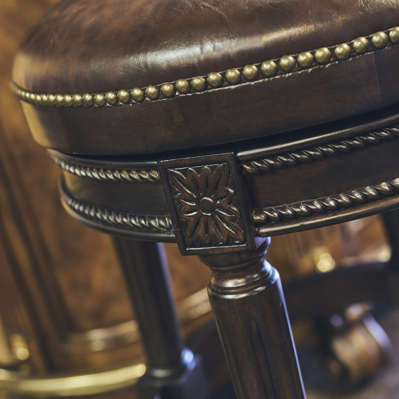 Tabouret de bar pivotant en bois massif Ted, 2, Tabouret de comptoir (siège d'une hauteur de 26 p