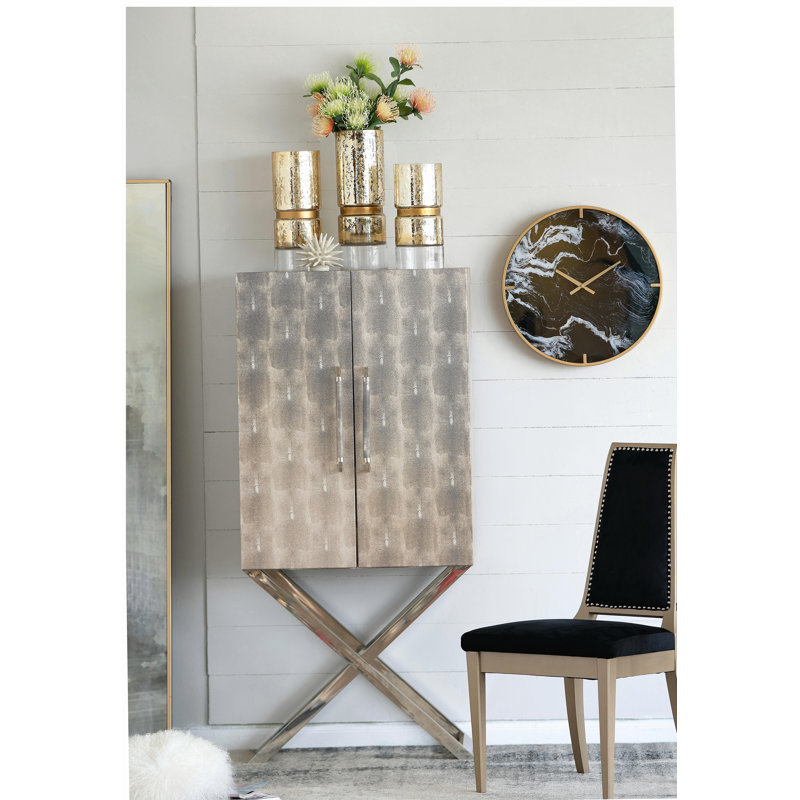 Armoire 27,6 x 13,8 x 59,1 po