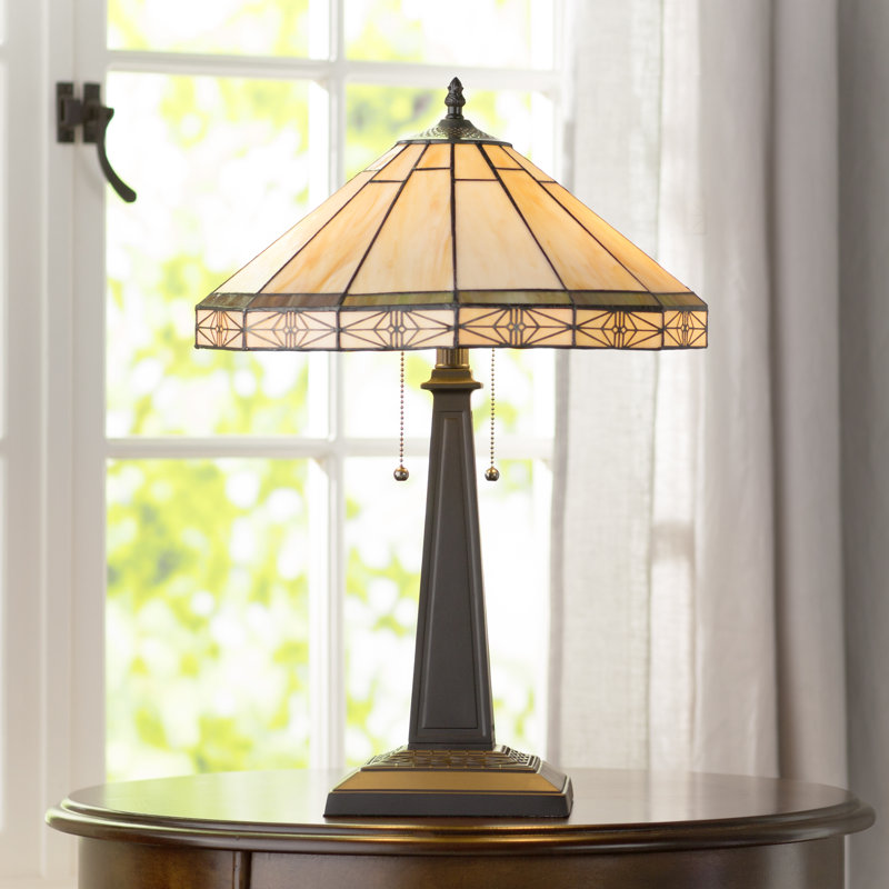Lampe de table 22,6 po Charlotte