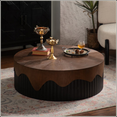 Table basse ronde en bois fabriquée à la main en relief à piédestal robuste pour le salon, sans assemblage